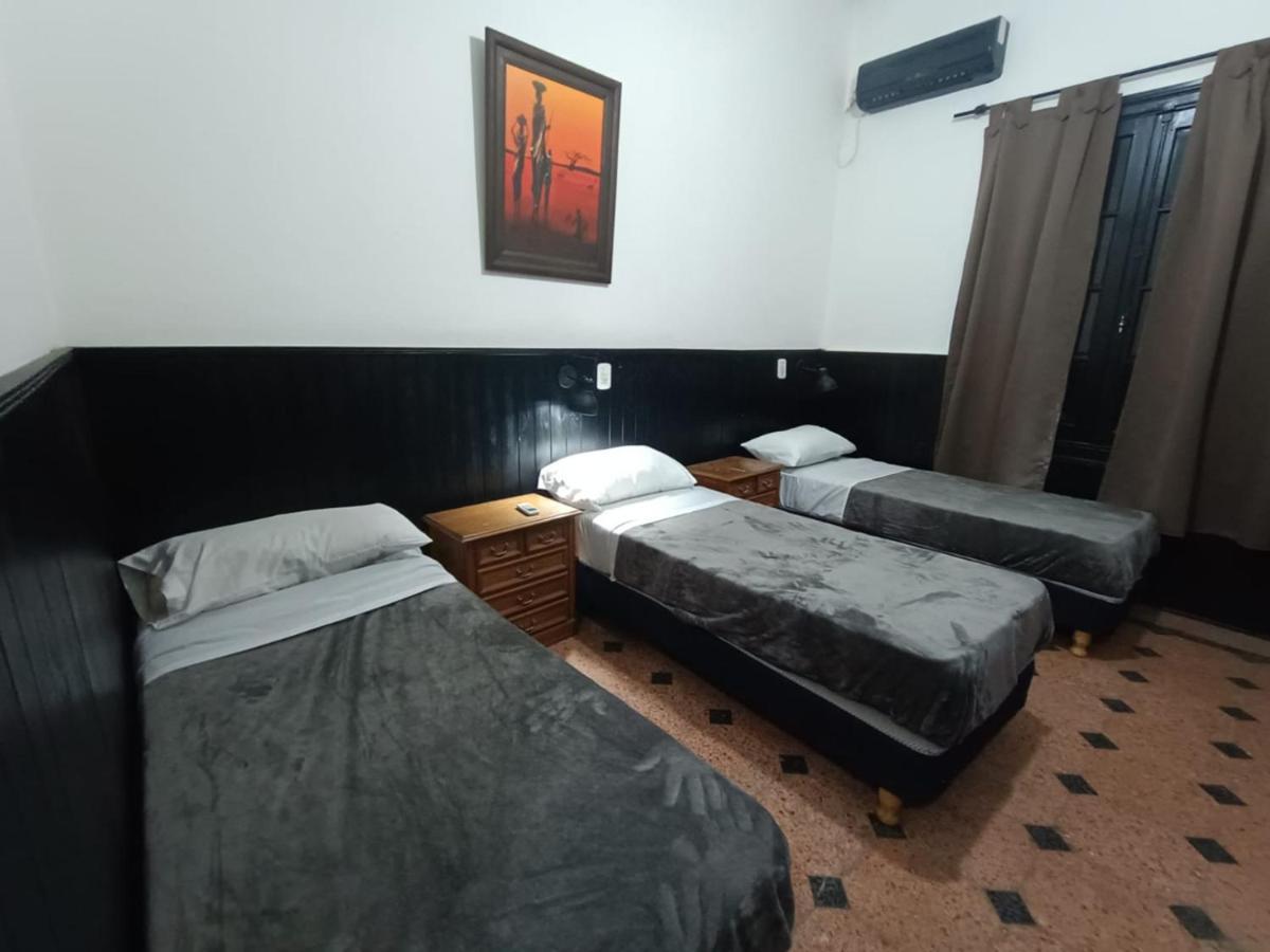Rufino'S Guesthouse Мендоса Екстериор снимка